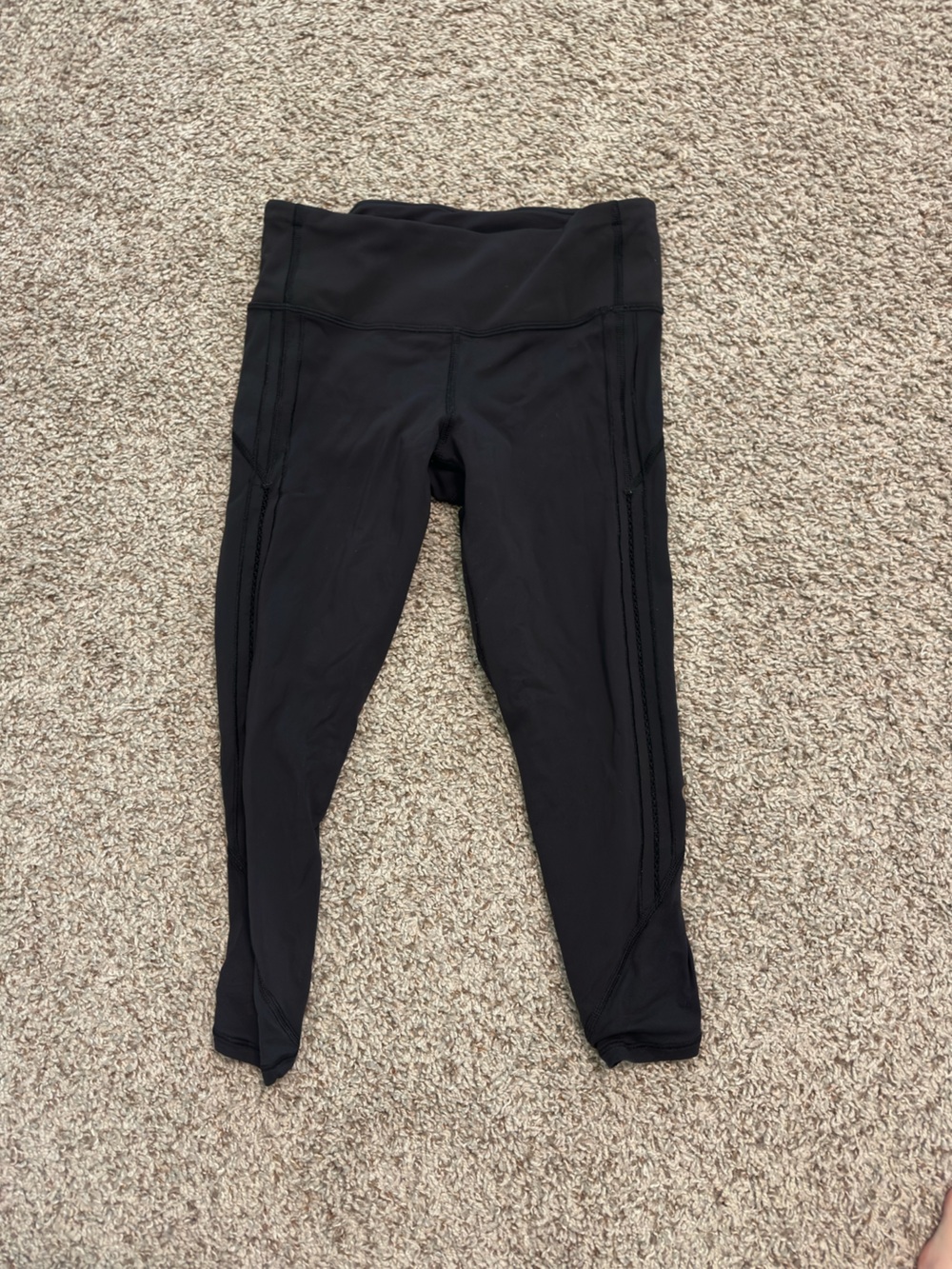 Lululemon crop Black Active Leggings